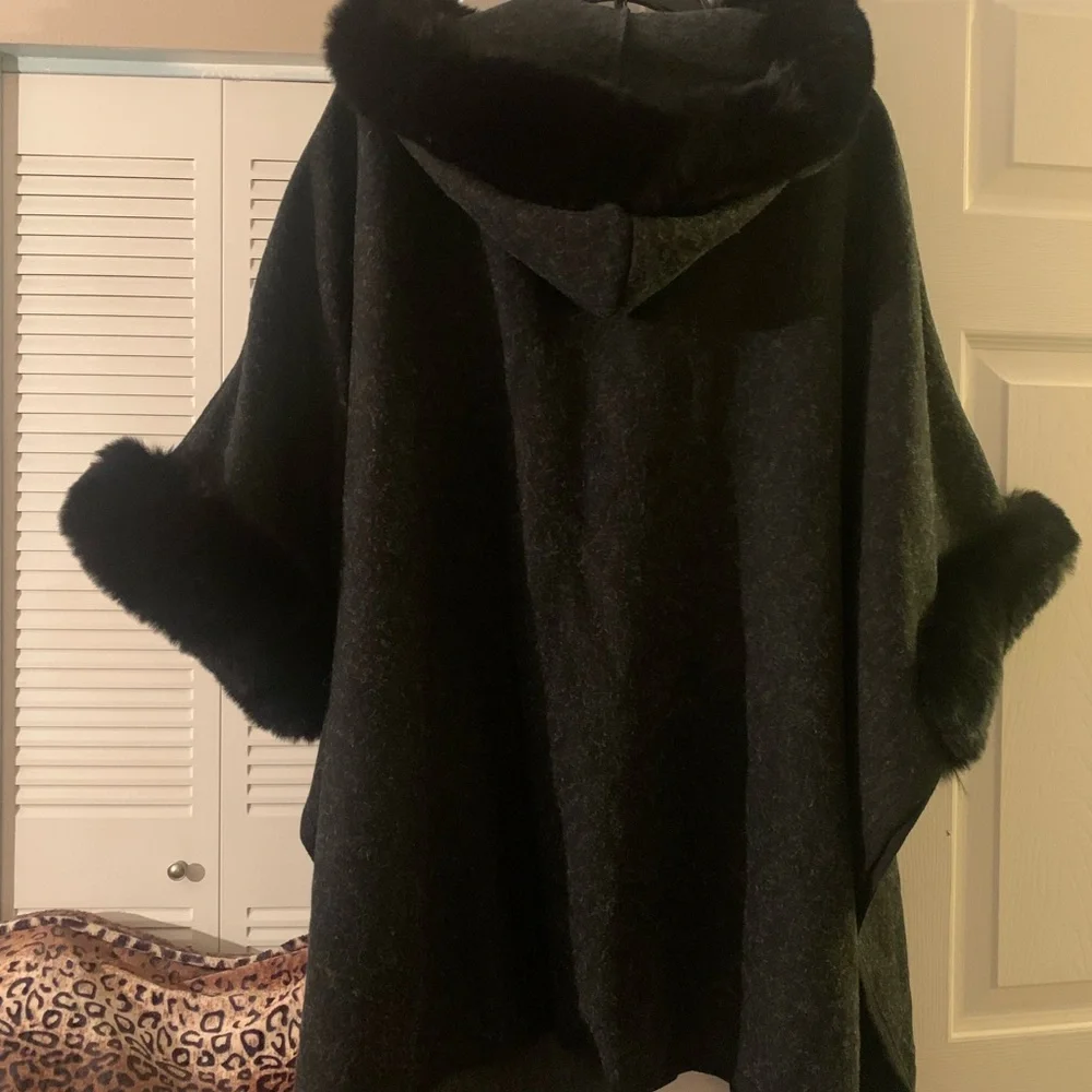 CARDIGAN GRAY SHAWL HOODIE. - Picture 10 of 12